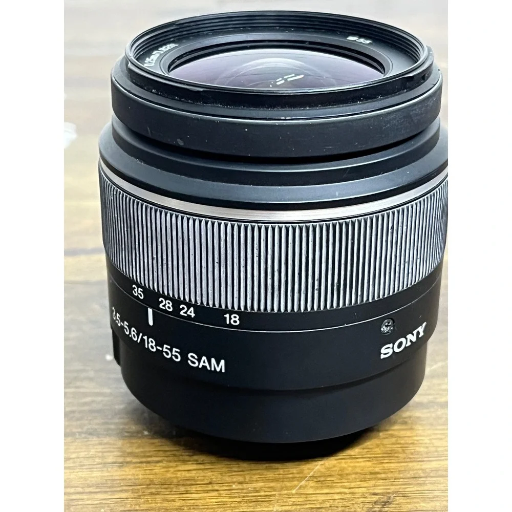 Sony DT 18-55mm f3.5-5.6 SAM Zoom Lens for A-Mount DSLR SAL1855 Black